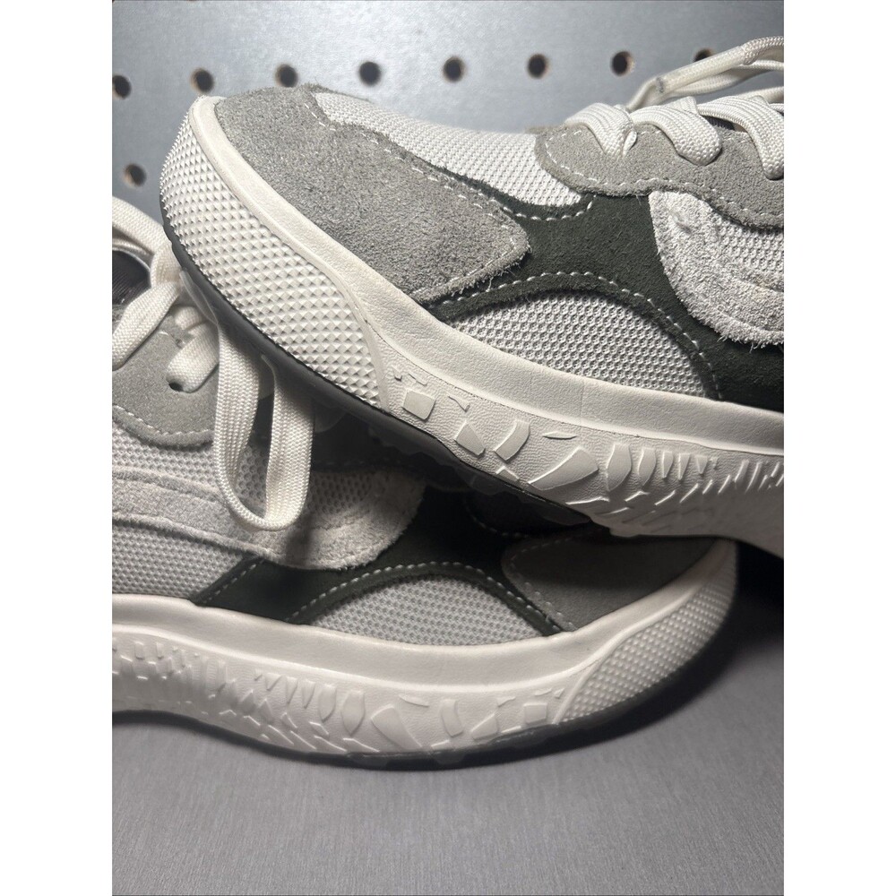 Vans UltraRange Neo VR3 Shoes Mens Sz 7 Womens Sz 8.5 White Green Cream Sneakers - Picture 11 of 15